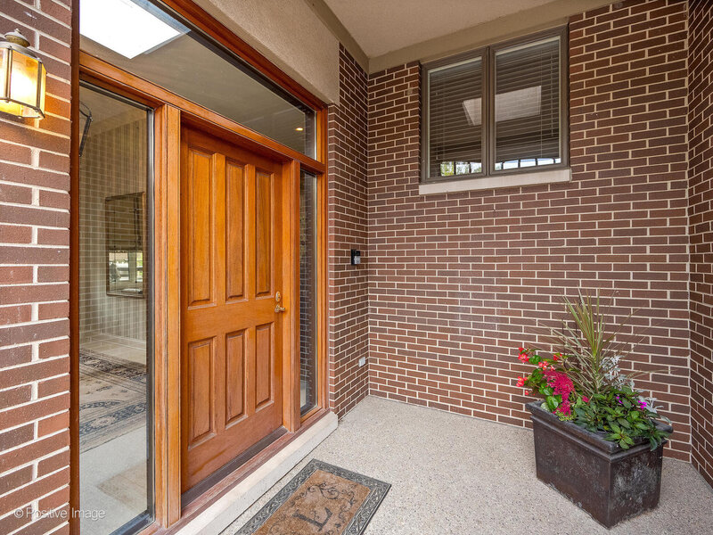 1218 Hawthorne Court Hinsdale IL 60521