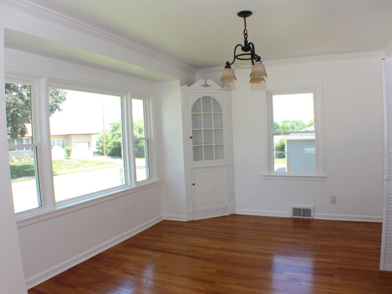 1611 Coffelt Avenue Davenport IA 52803