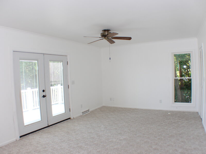 1611 Coffelt Avenue Davenport IA 52803
