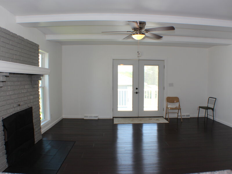 1611 Coffelt Avenue Davenport IA 52803