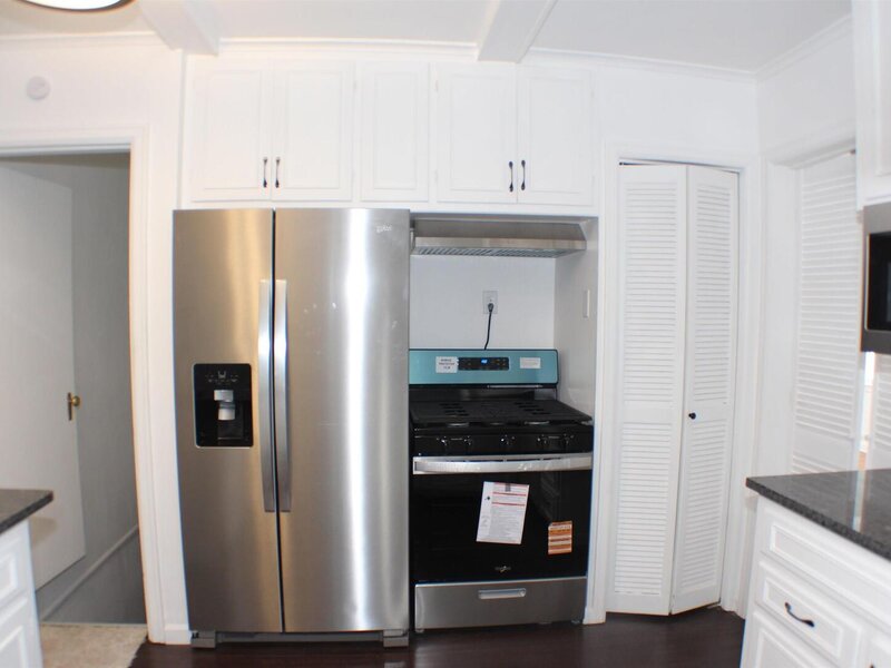 1611 Coffelt Avenue Davenport IA 52803