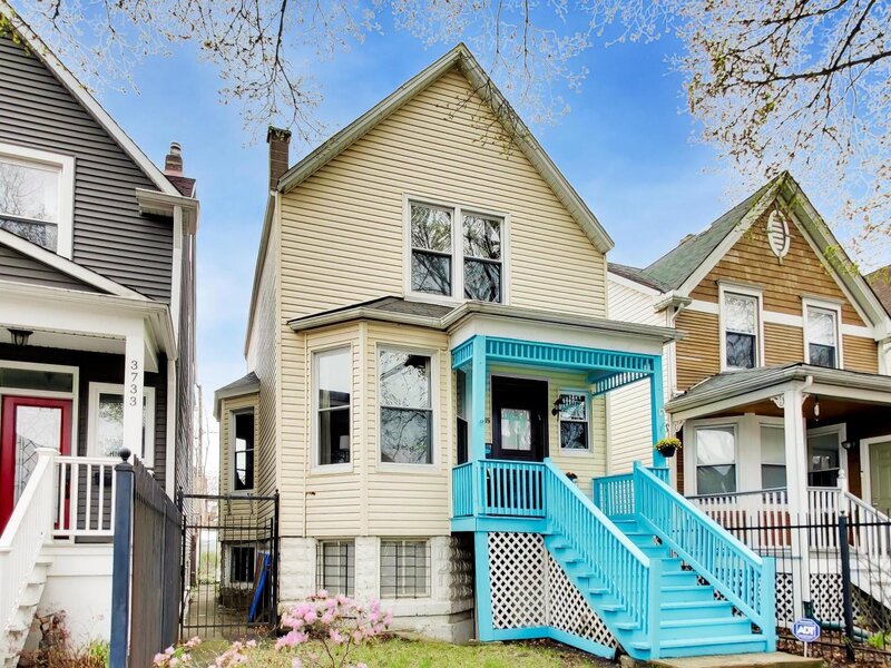 3735 W Palmer Street Chicago IL 60647