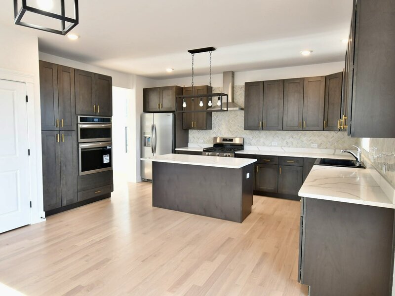 19749 Savoy Street Lynwood IL 60411