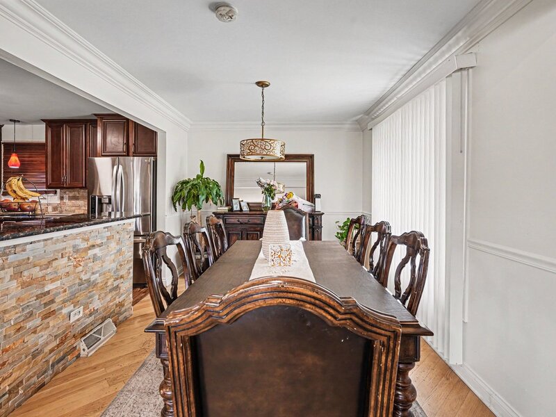 5858 W 88th Place Oak Lawn IL 60453
