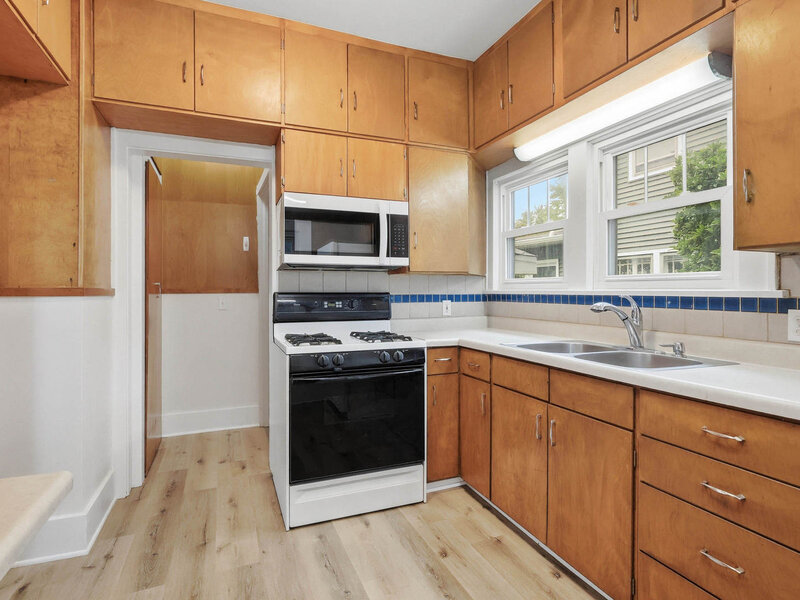 1608 Elm Street Davenport IA 52803