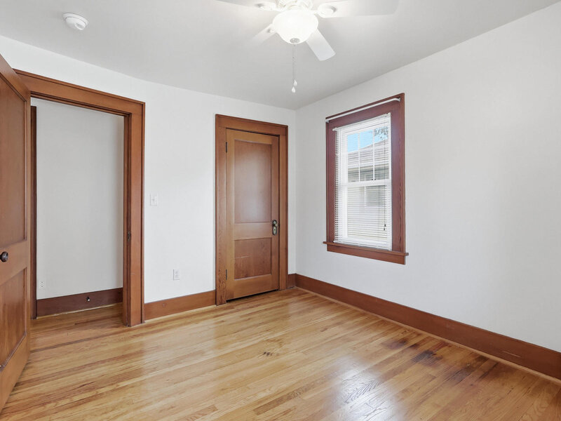 1608 Elm Street Davenport IA 52803