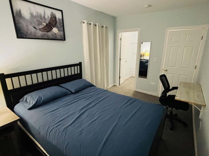 15736 Turlington Avenue Harvey IL 60426