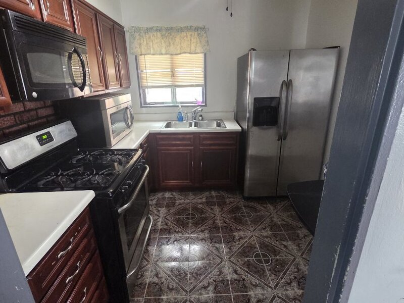 15409 Dobson Avenue Dolton IL 60419