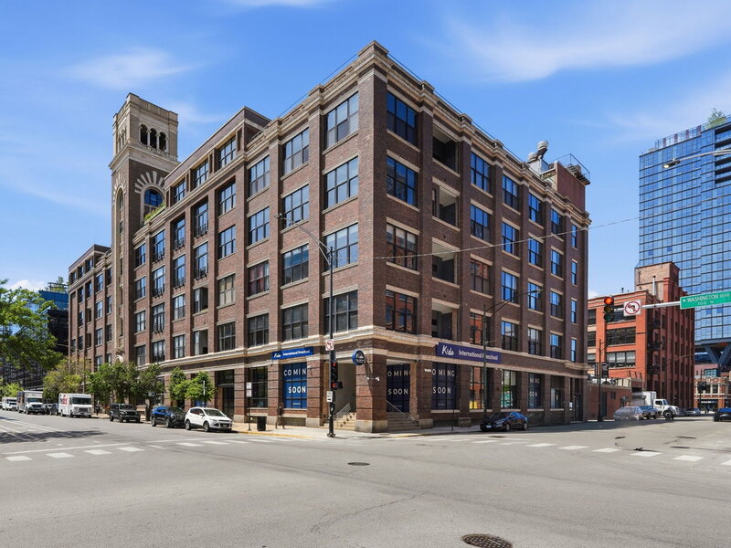 1000 W Washington Boulevard Chicago IL 60607