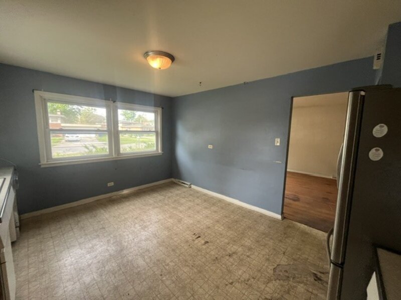 81 E Arquilla Drive Chicago Heights IL 60411