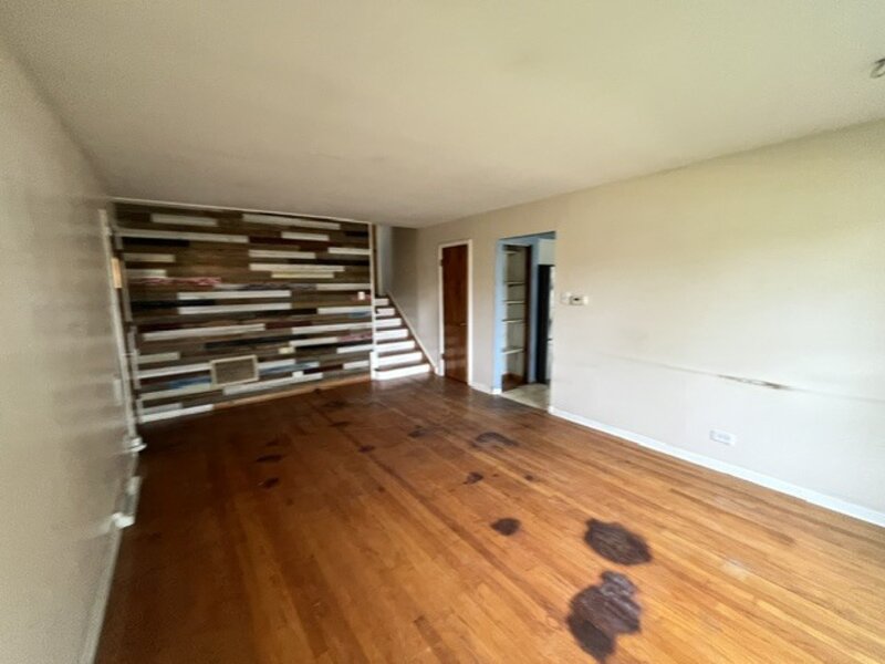 81 E Arquilla Drive Chicago Heights IL 60411