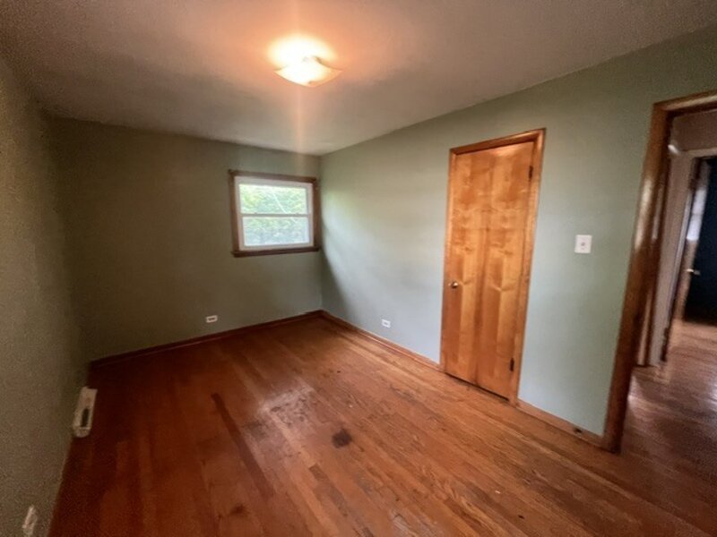 81 E Arquilla Drive Chicago Heights IL 60411