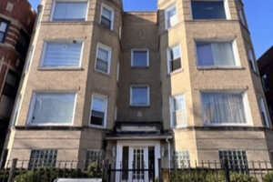 Photo of 6926 S Paxton Avenue Chicago IL 60649 Unit 2S