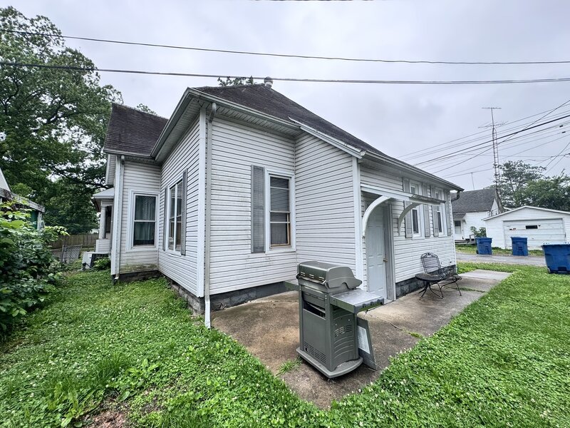 620 E Noleman Street Centralia IL 62801