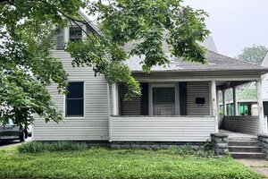 Photo of 620 E Noleman Street Centralia IL 62801