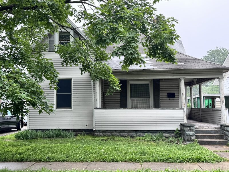 620 E Noleman Street Centralia IL 62801