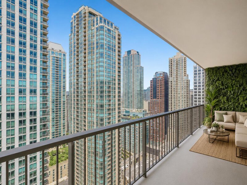 10 E Ontario Street Chicago IL 60611