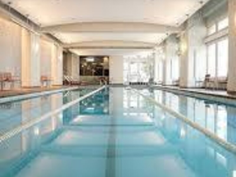 800 N Michigan Avenue Chicago IL 60611