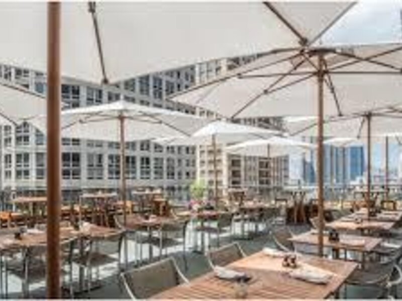 800 N Michigan Avenue Chicago IL 60611