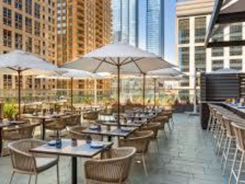 800 N Michigan Avenue Chicago IL 60611