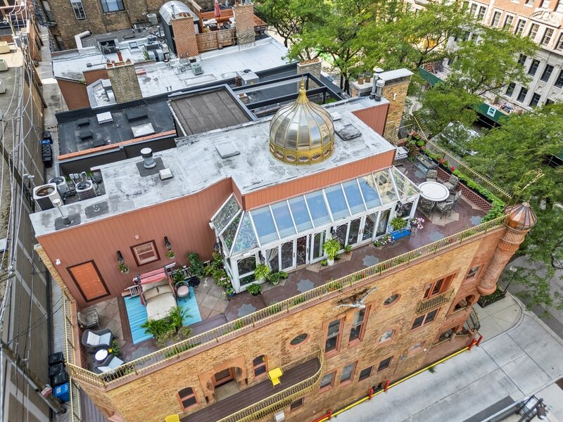 79 E Cedar Street Chicago IL 60611