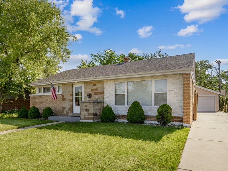 407 N West Avenue Elmhurst IL 60126