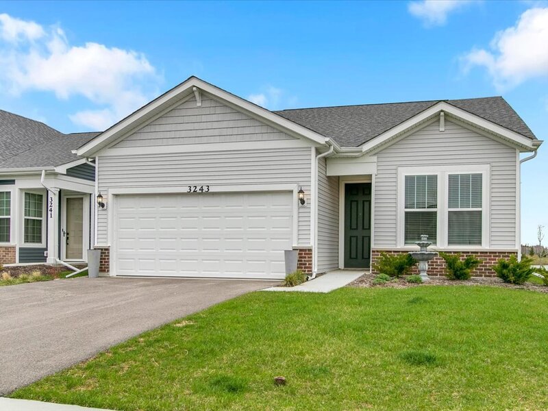 3243 Sweetgrass Circle Aurora IL 60503