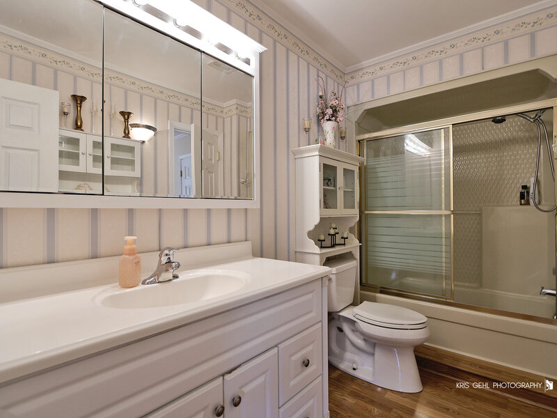 2019 Gilboa Avenue Zion IL 60099