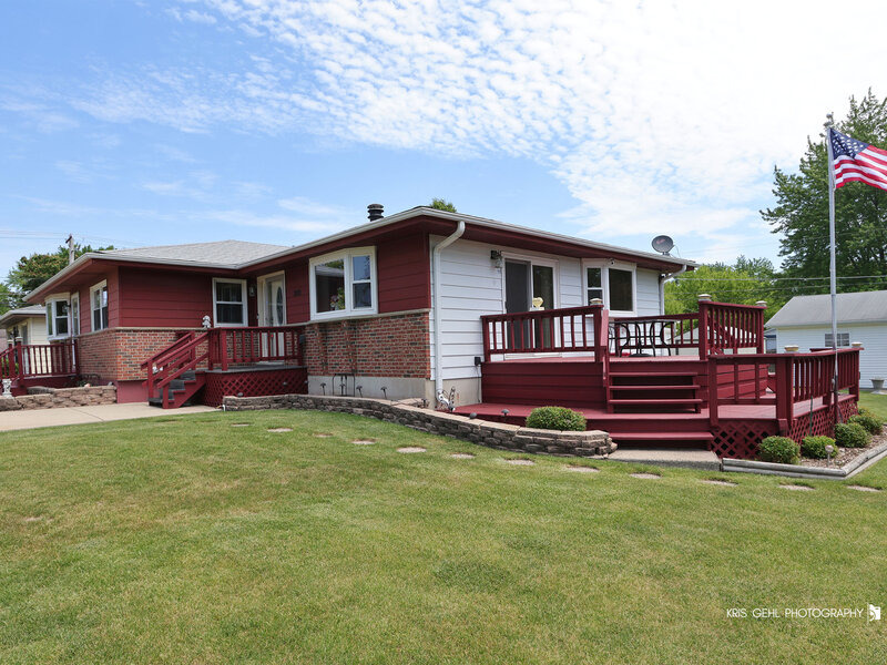 2019 Gilboa Avenue Zion IL 60099