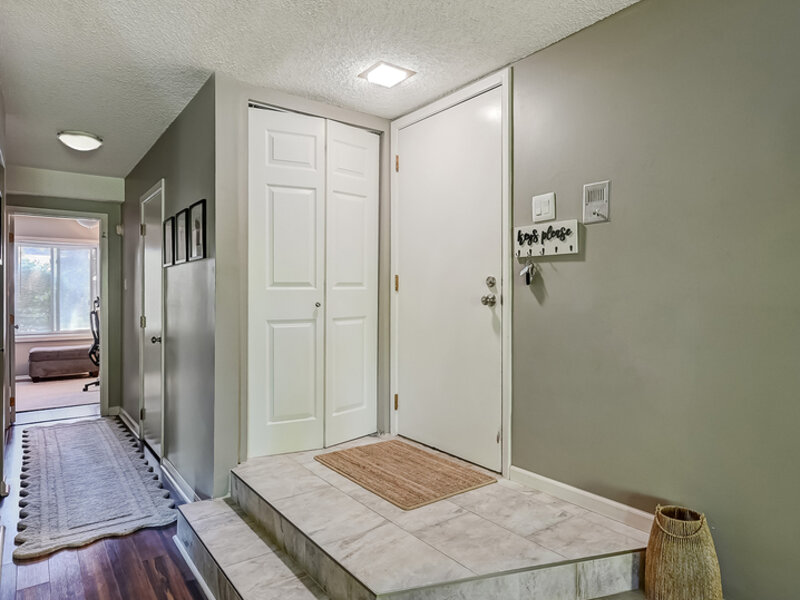 11212 Cottonwood Drive Palos Hills IL 60465