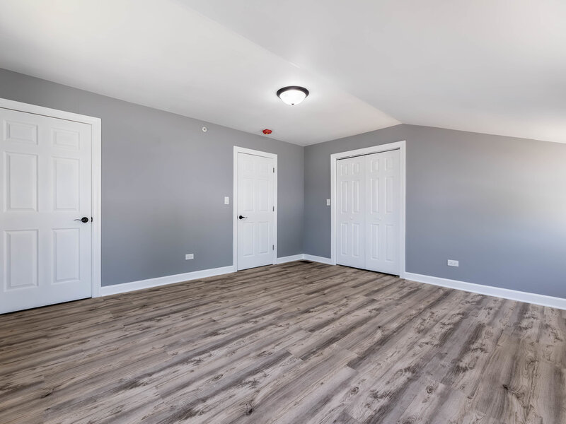 4900 S Laramie Avenue Chicago IL 60638