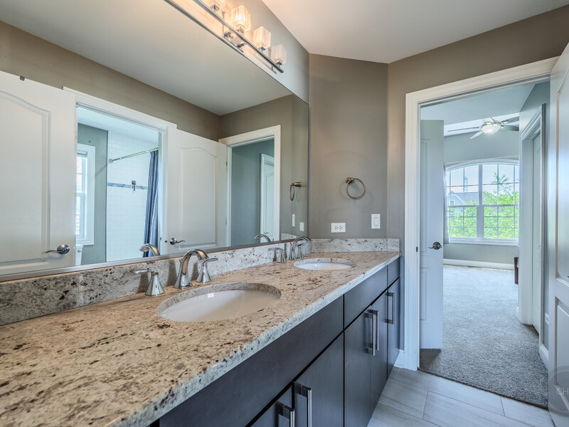 4544 Shumard Lane Naperville IL 60564