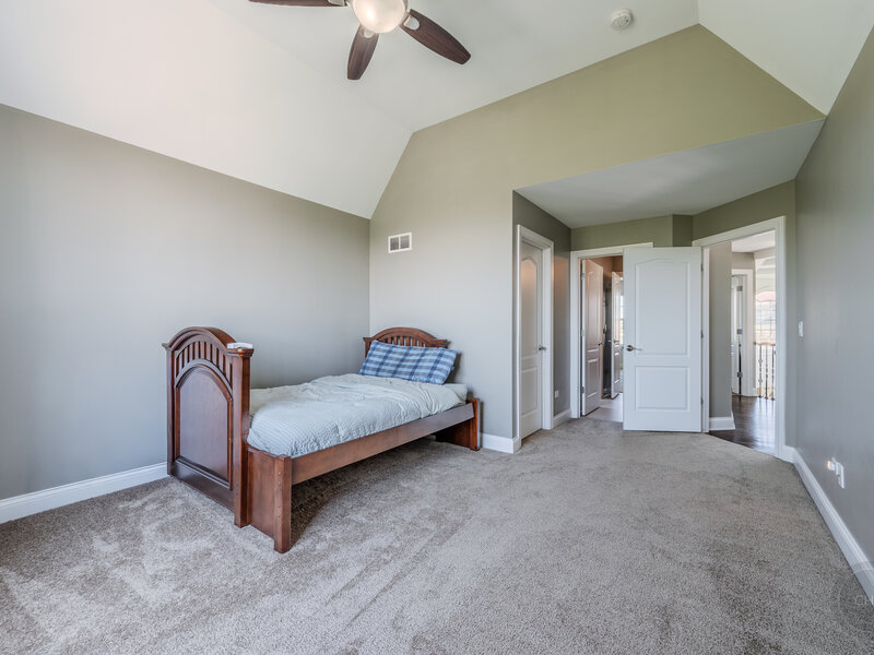 4544 Shumard Lane Naperville IL 60564