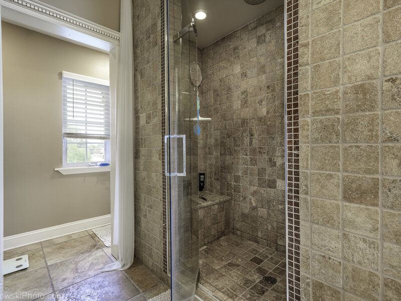 7305 W Foster Avenue Harwood Heights IL 60706