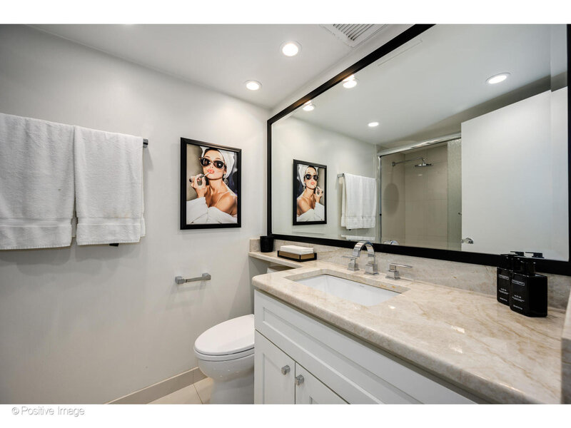 175 E Delaware Place Chicago IL 60611