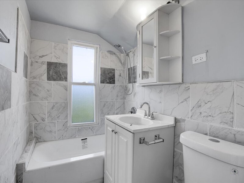 7829 S Escanaba Avenue Chicago IL 60649