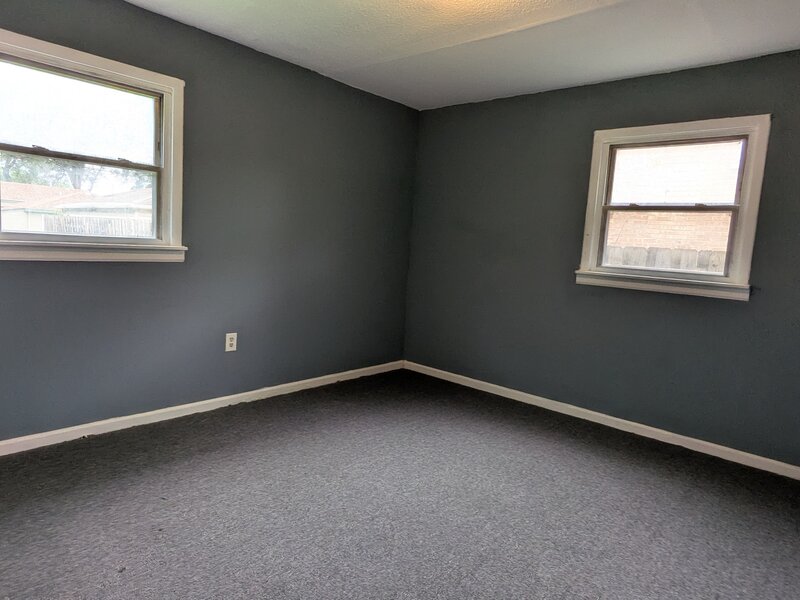 14136 S Hoxie Avenue Burnham IL 60633