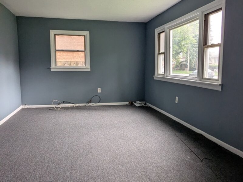 14136 S Hoxie Avenue Burnham IL 60633