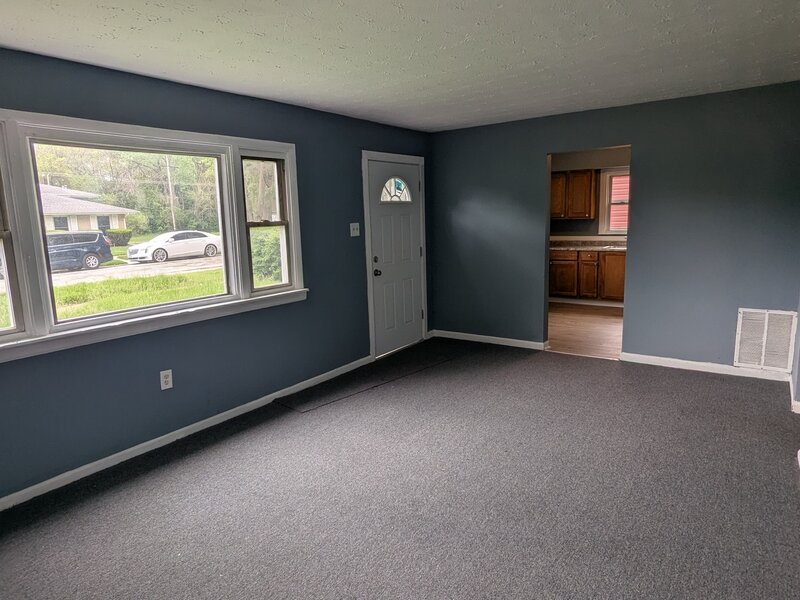 14136 S Hoxie Avenue Burnham IL 60633