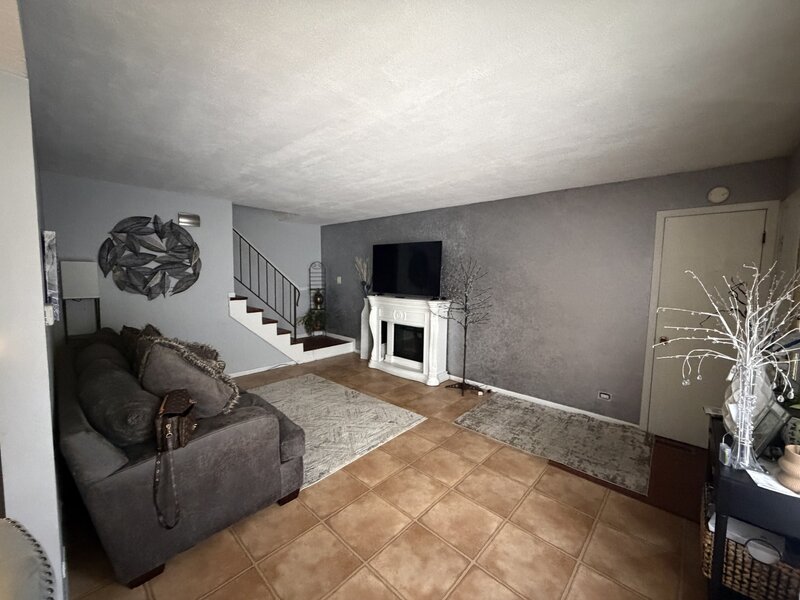 6254 Kit Carson Drive Hanover Park IL 60133