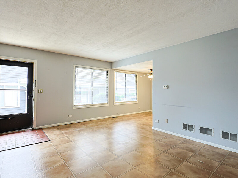 6254 Kit Carson Drive Hanover Park IL 60133