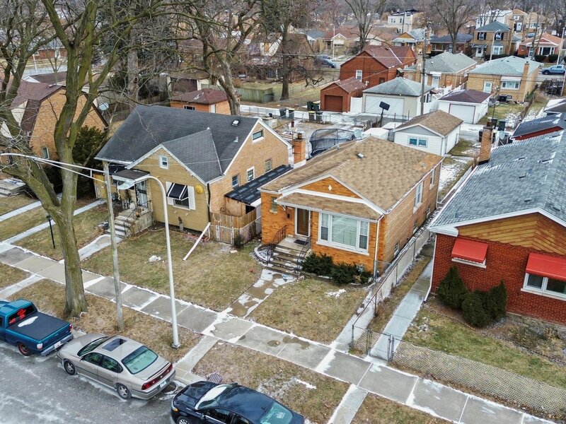 14315 S Lowe Avenue Riverdale IL 60827