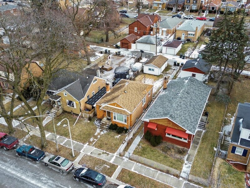 14315 S Lowe Avenue Riverdale IL 60827