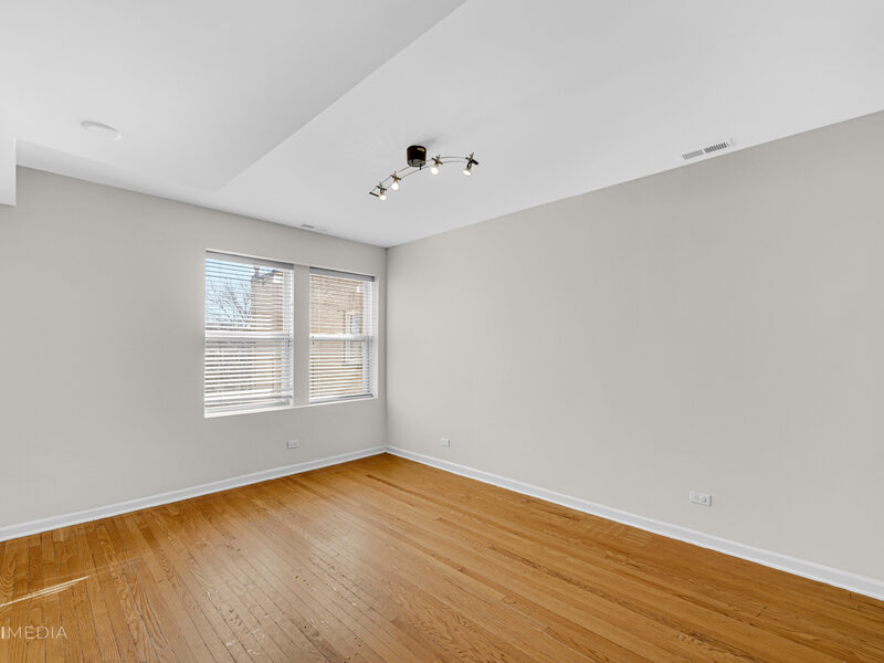 2316 W Rosemont Avenue Chicago IL 60659