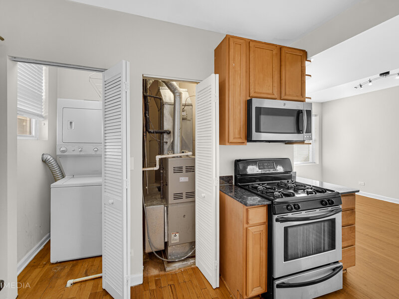 2316 W Rosemont Avenue Chicago IL 60659