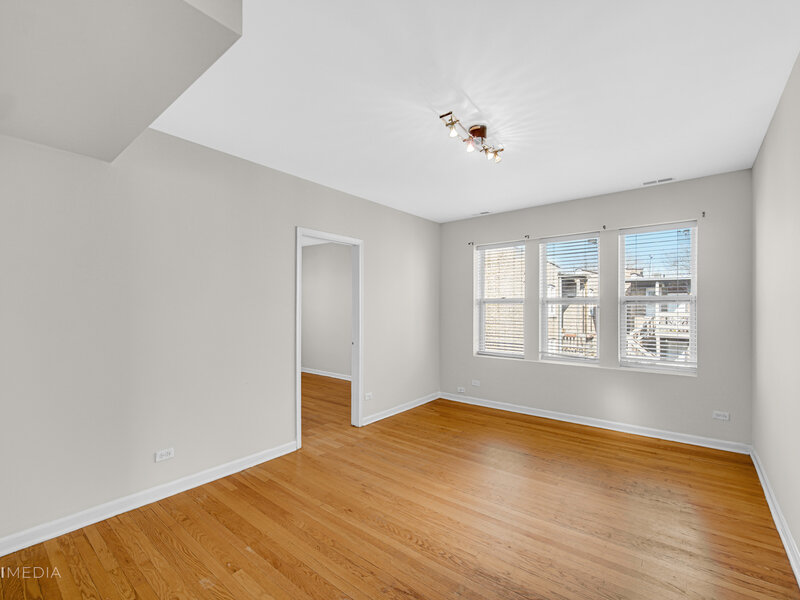 2316 W Rosemont Avenue Chicago IL 60659