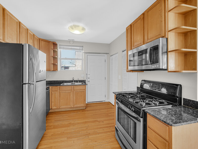 2316 W Rosemont Avenue Chicago IL 60659