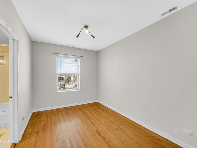 2316 W Rosemont Avenue Chicago IL 60659