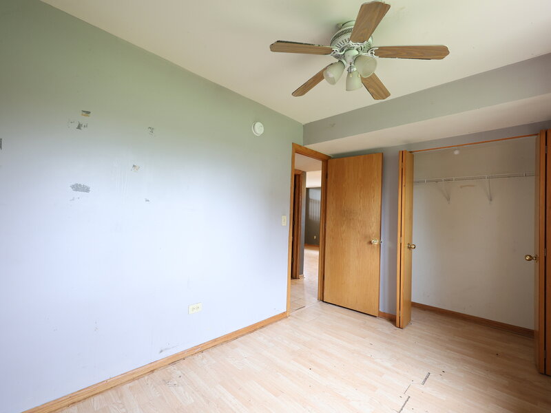 5011 Fairoaks Court Country Club Hills IL 60478