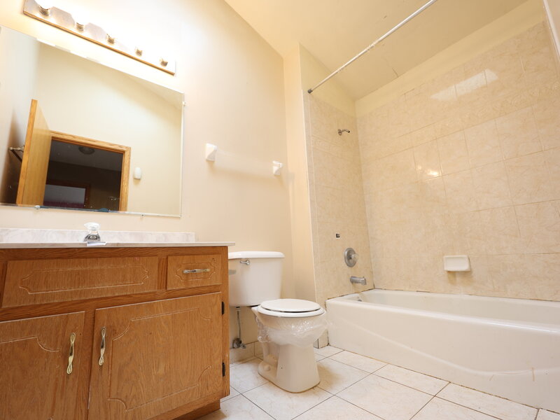 5011 Fairoaks Court Country Club Hills IL 60478